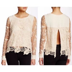 Like New! Free People Lace Crochet Pullover Top. Open Back. Medium